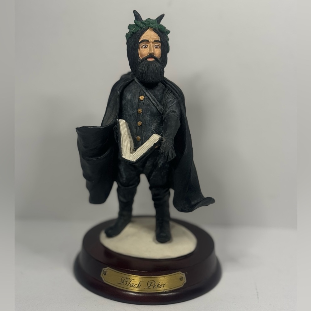 Vintage Duncan Royale the History of Santa Black Peter 11" Figurine